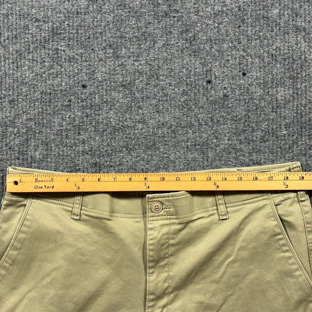 Lee Extreme Comfort Mens Straight Fit Pants Size 40x30 Beige Flat Front Mid Rise - Picture 5 of 9